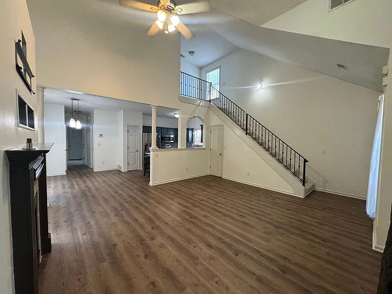 1343 Island Pl E — Photo 7