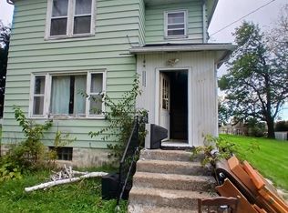 117 E Wilson St, Blanchardville, WI 53516
