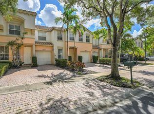 16250 SW 47th Mnr, Hollywood, FL 33027