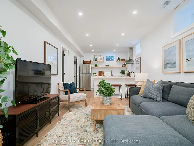 47 Park St #LOWER — Photo 12