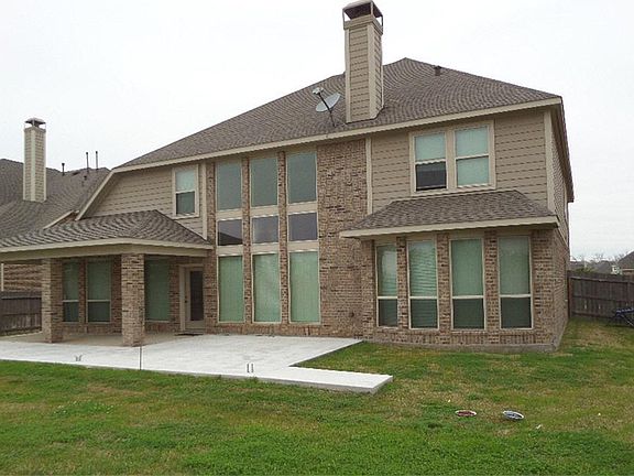 2nd image of 4111 Windmill Hill Dr