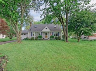 447 Wallace Rd, Schenectady, NY 12304