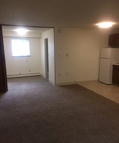 Iris Ave — Photo 6