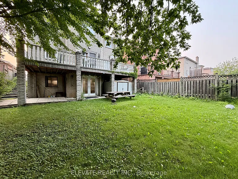 1556 Princelea Pl — Photo 20