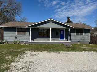 922 E 22nd St, Ada, OK 74820