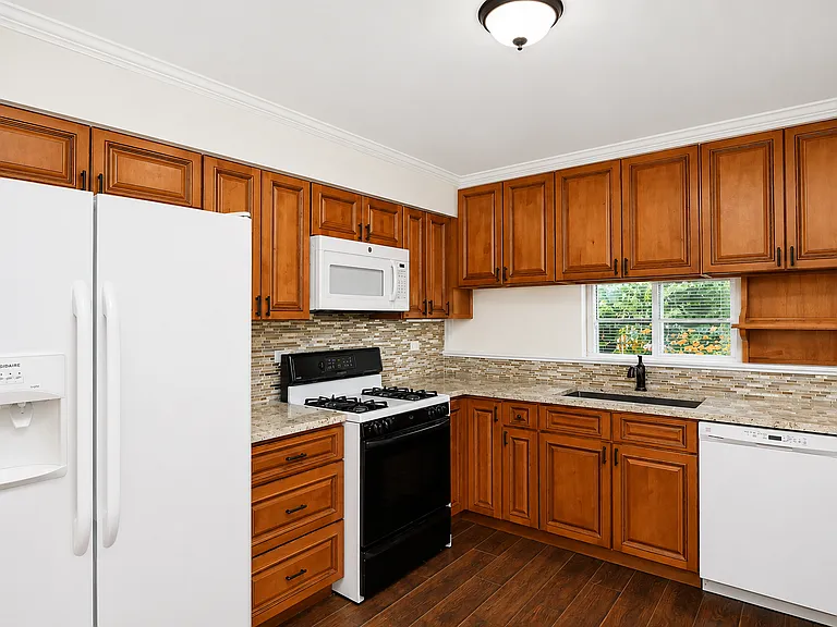 1011 Rockport Dr #0 — Photo 12