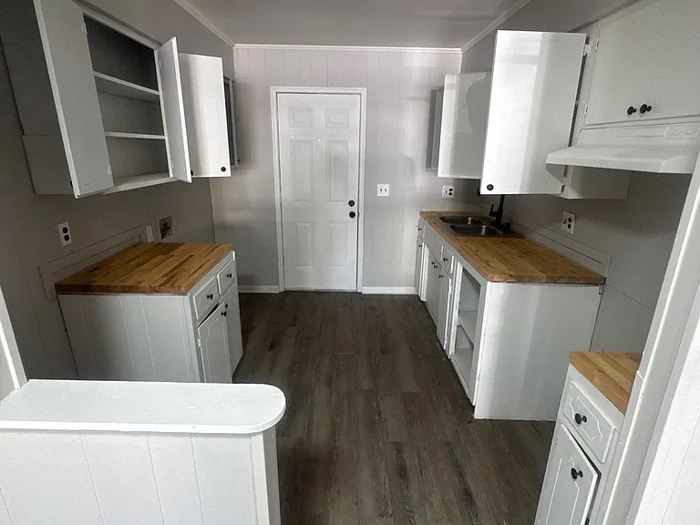 207 Highland St #4 — Photo 1