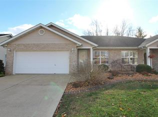 138 Rolling Oaks Dr, Collinsville, IL 62234