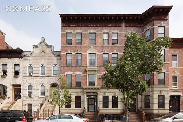 Rented by Compass | media 25