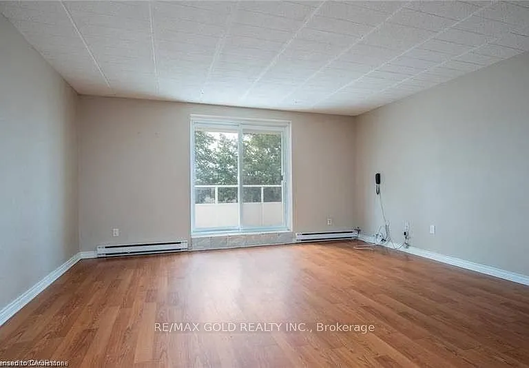 71 Vanier Dr #211 — Photo 12