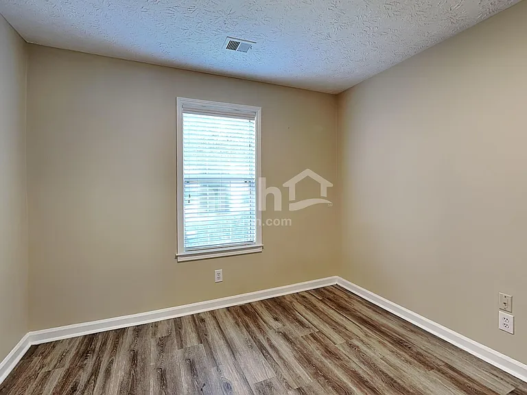 2510 Baysridge Dr NW — Photo 16