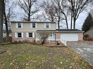 1798 Brockton Dr, Youngstown, OH