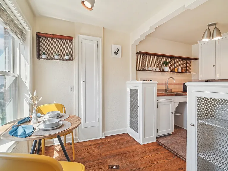 519 W Roy St #309 — Photo 9