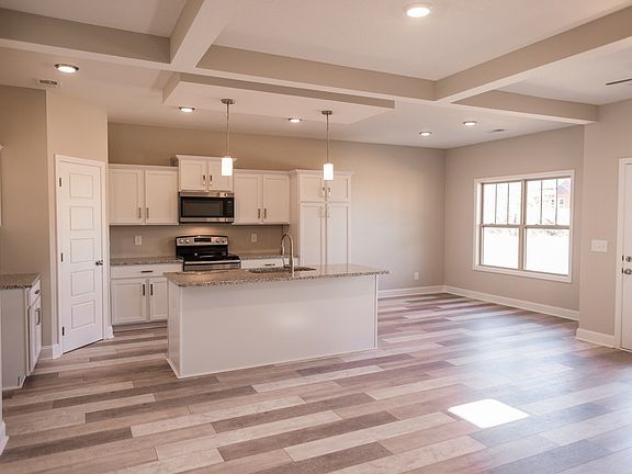 4th image of 262 Charleston Oaks Lot 262