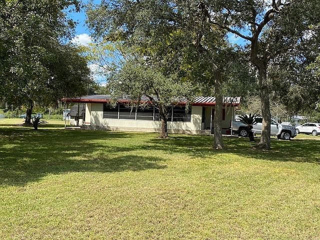1st image of 1790 SE 183rd Ave