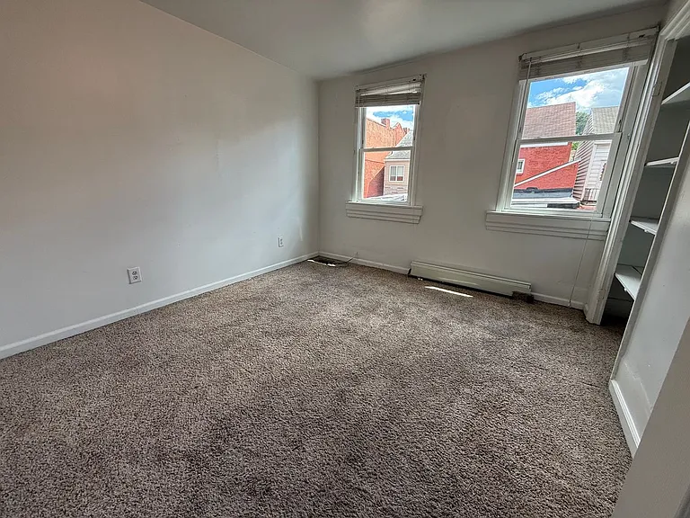 1916 Larkins Way — Photo 15