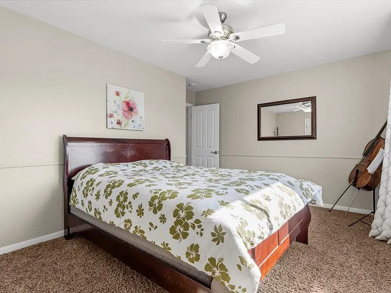8503 Delavan Ave — Photo 23