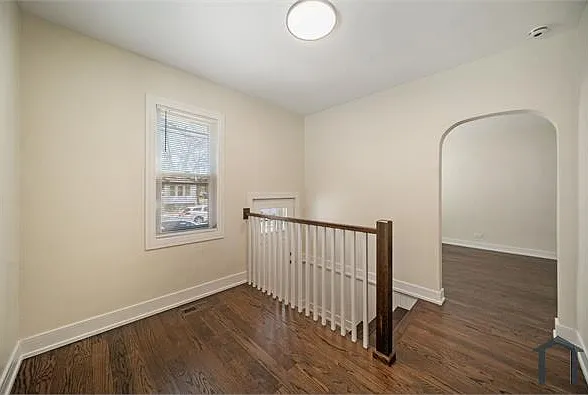 12324 S Emerald Ave — Photo 3