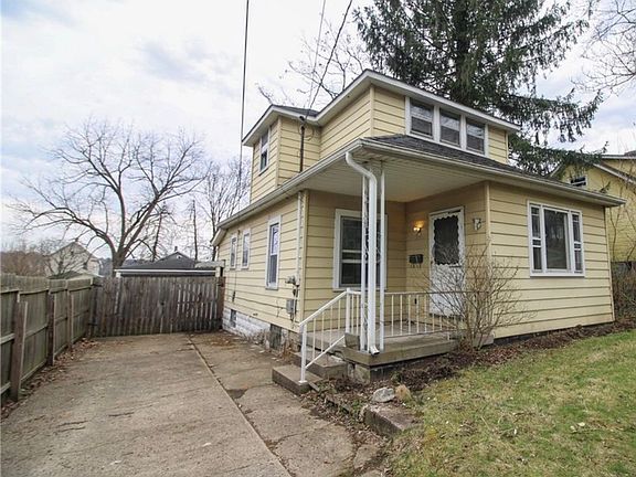 2nd image of 100 Perry St