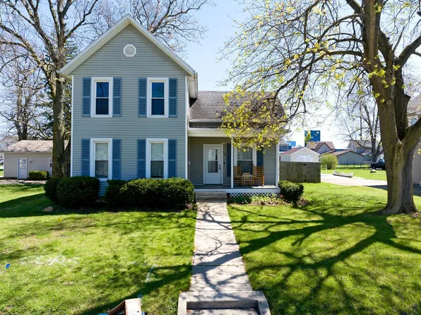 364 High St, Bellevue, OH 44811