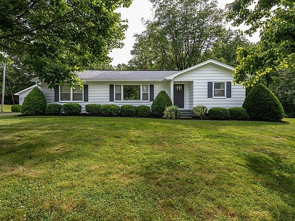 2nd image of 113 Judah Logan Rd