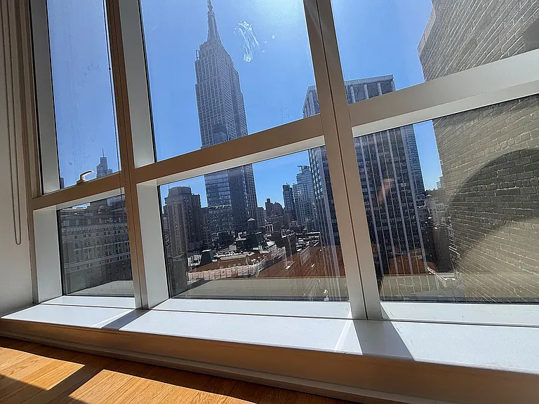 885 6th Ave #24B — Photo 3