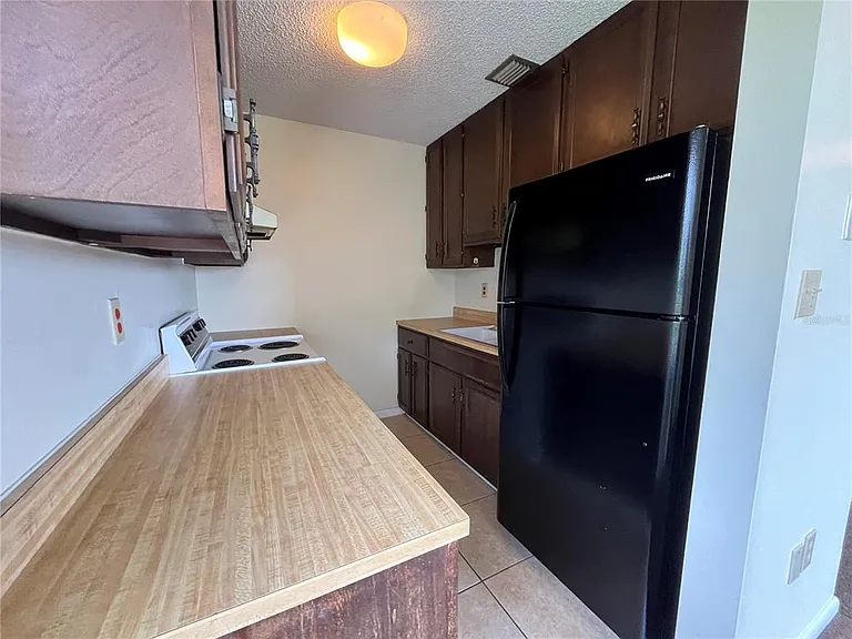 423 E Sessoms Ave #3 — Photo 7