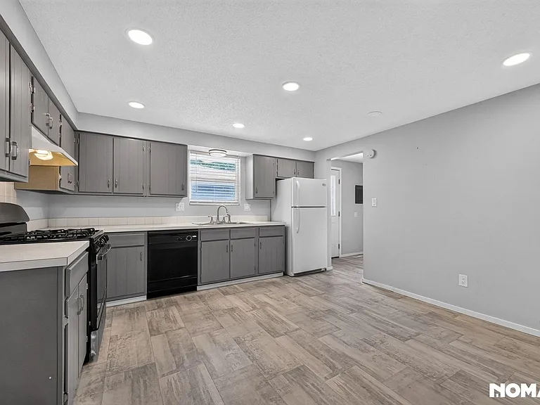3509 Butternut Dr — Photo 12