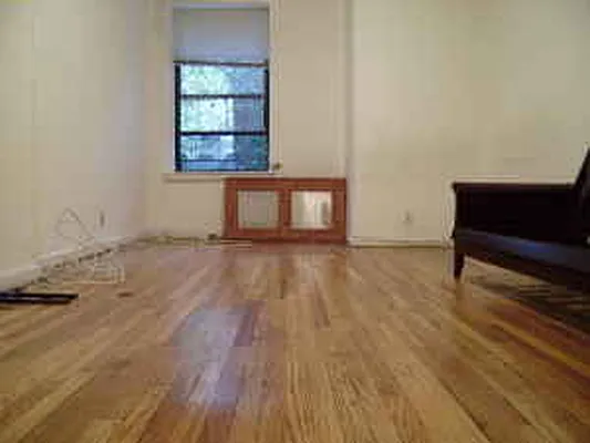 Rented by DSA Realty | media 4
