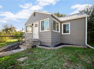 2049 Lyon St, Des Moines, IA 50317