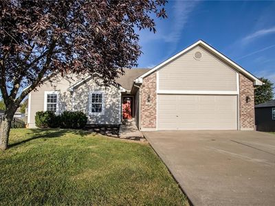 725 SW Tisha Ln, Grain Valley, MO, 64029