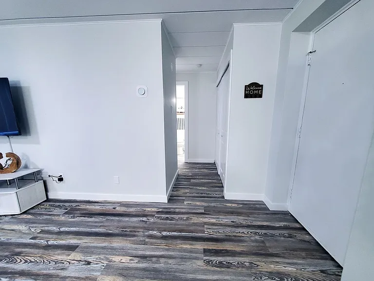 Smartland Shorewood Apartments — Photo 15
