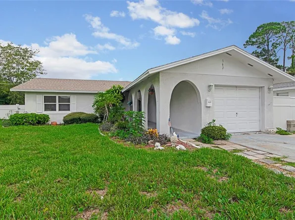 562 10th St, Holly Hill, FL 32117