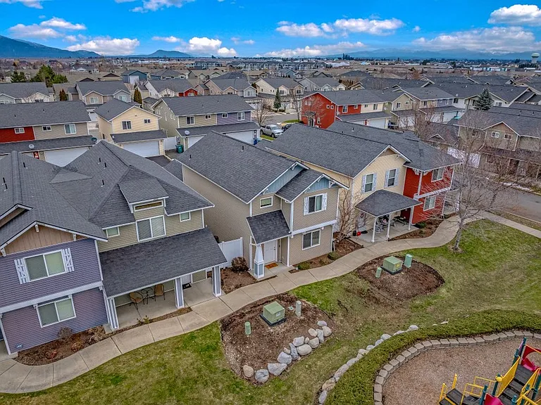 3324 E Garin Ct — Photo 22
