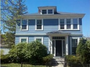 68 Walnut St, Manchester, NH 03104