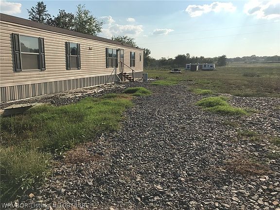 2nd image of 33439 Latham Ridge Rd