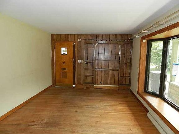 5th image of 4126 E Pleasant Run Parkway North Dr