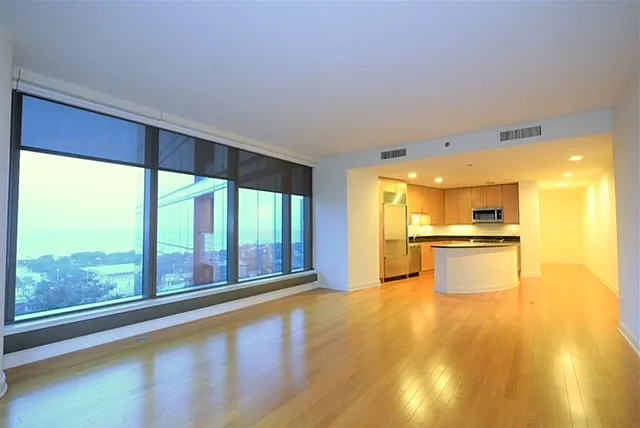 60 E Monroe St #1807 — Photo 3
