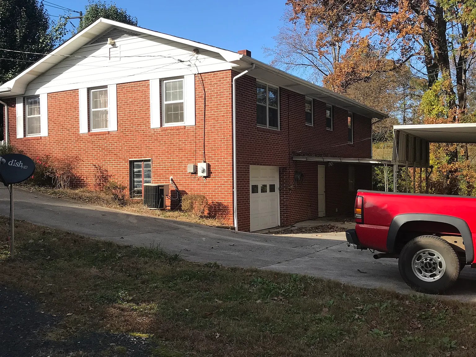 4 bed, 2500 sqft, $2,000 — Photo 2