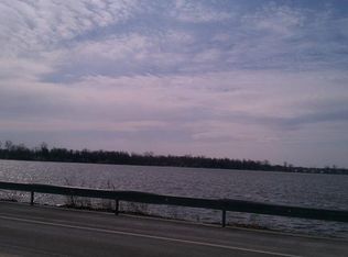 2457 Edgemere Dr, Rochester, NY 14612