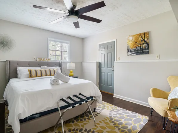 942 Cadencia Way SW, Lilburn, GA 30047