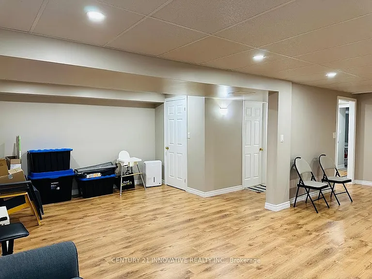 25 B Griffiths Dr #B — Photo 11