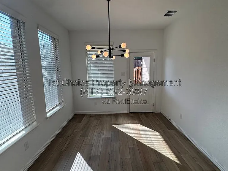 10021 Elkhorn Dr — Photo 24