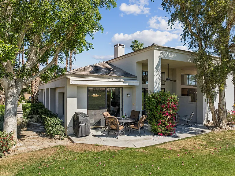 80613 Oak Tree — Photo 49