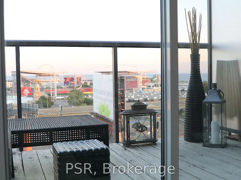 5 Hanna Ave #709 — Photo 12