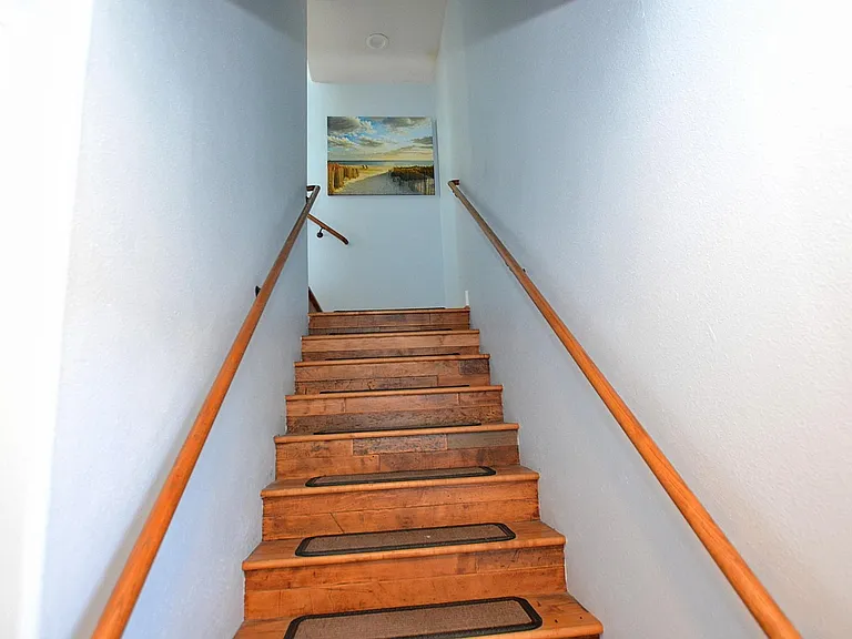 968 G Ave — Photo 10