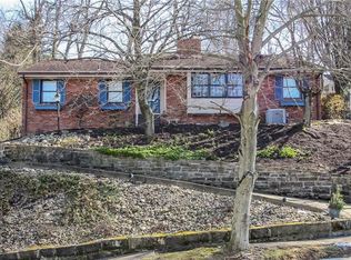 743 Pinetree Rd, Pittsburgh, PA 15243