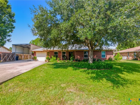 411 Dove, Victoria, TX 77905