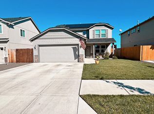 3533 Carnelian St, Medford, OR 97504