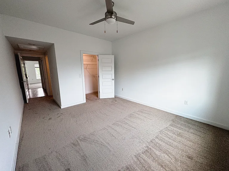 1104 Perry St #B — Photo 9